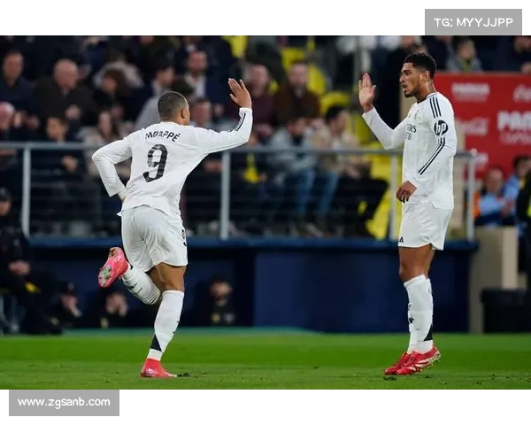 巴萨如何破解皇马防线逆袭取胜展现强大团队协作与战术智慧